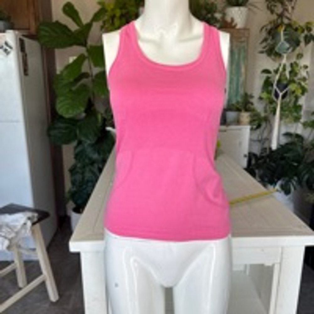 Women's Lululemon Tank Top Pink Size 4